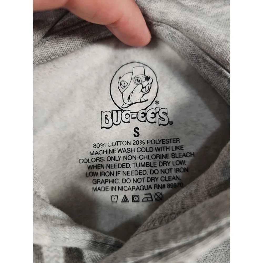 Buc-ee's Men's Hoodie Small Gray‎ Pullover Sweatshirt Kangaroo Pocket Logo